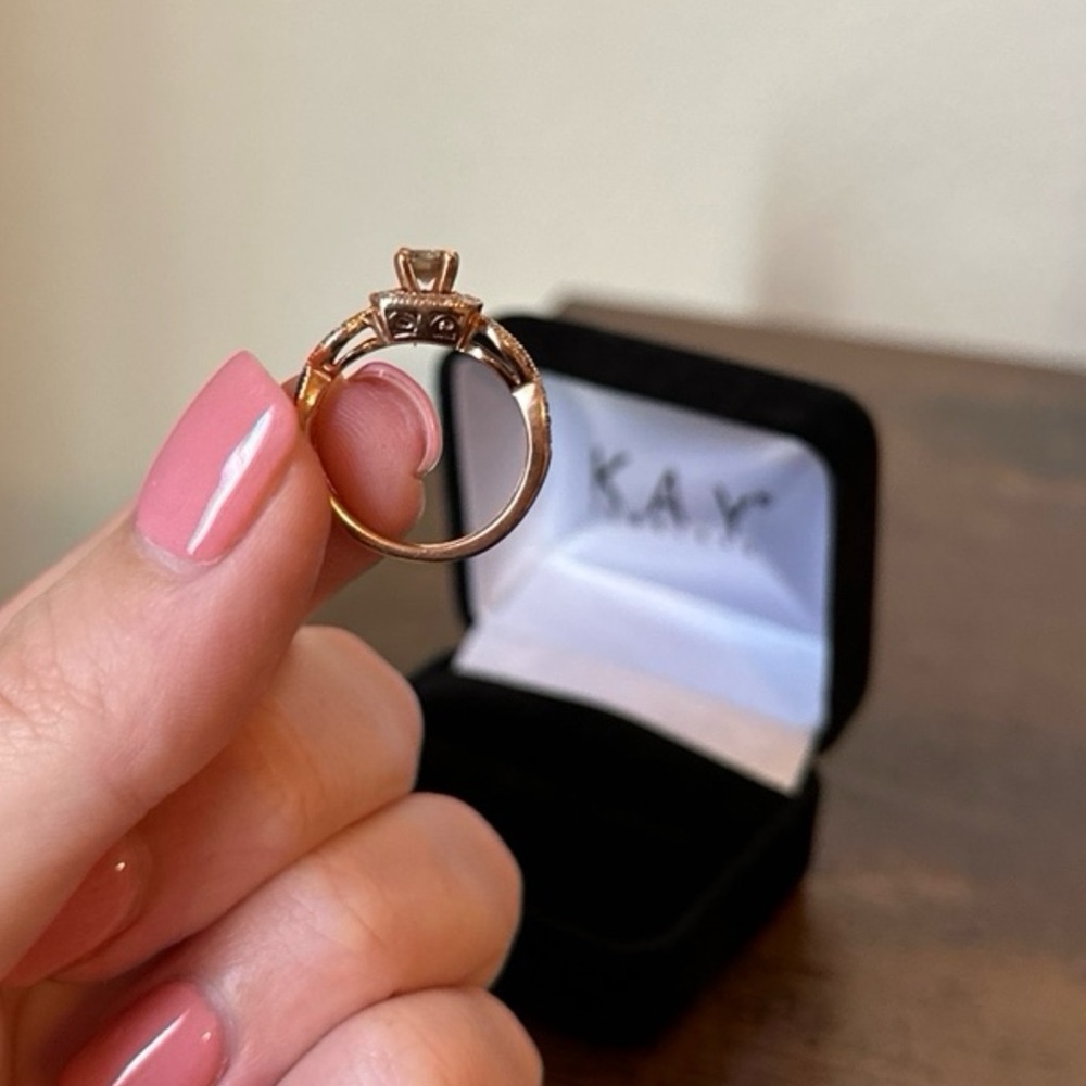 Rare Levian 14 kt. Rose Gold Round Chocolate Diamond Ring - Picture 7 of 12